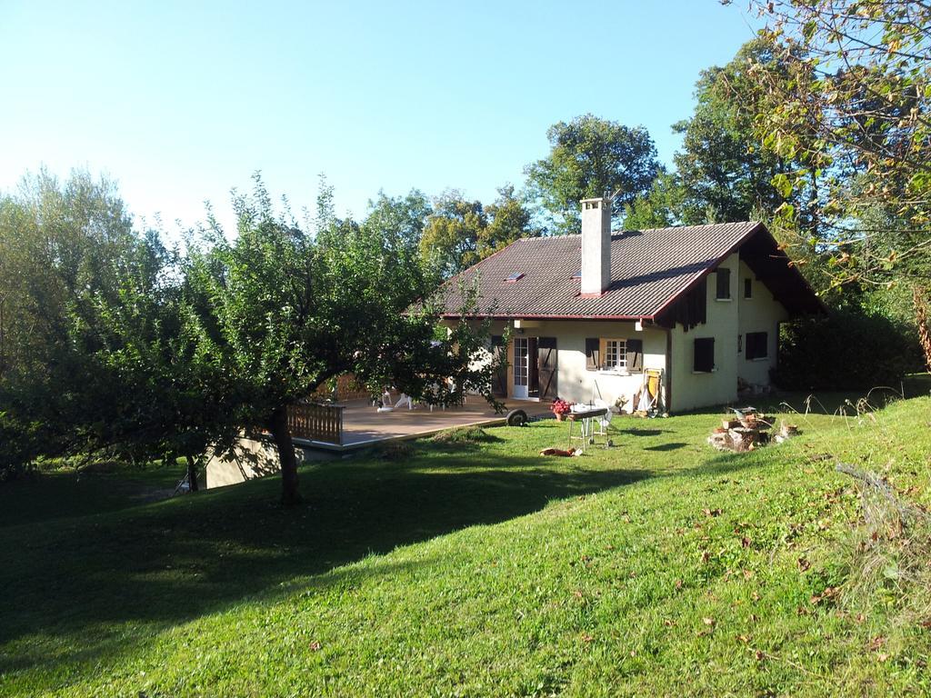 Holiday Home Maison De La Litiere Pugny-Chatenod Oda fotoğraf